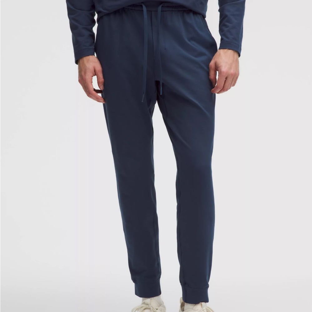 Lululemon Joggers 29”